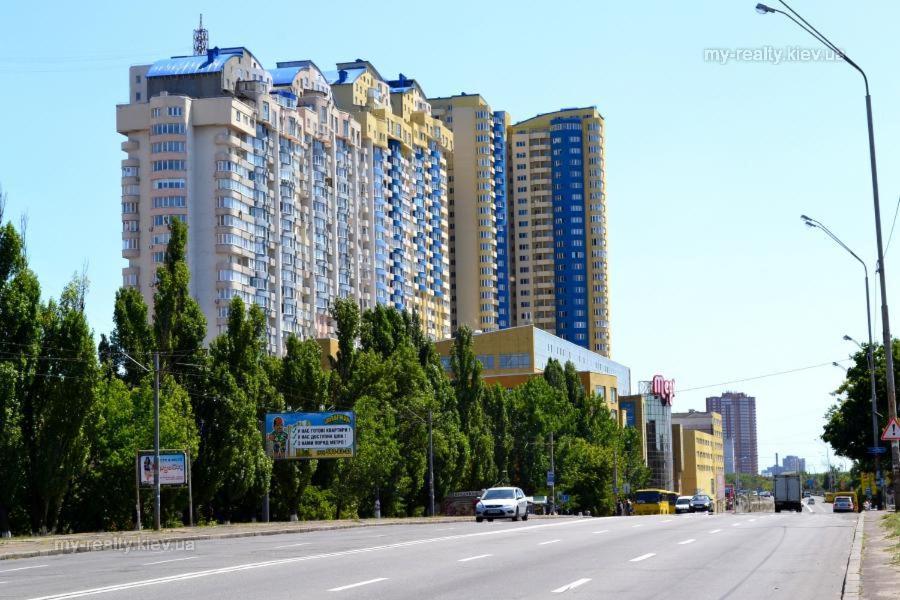 Квартира В Мега Сити Kyiv Exterior foto